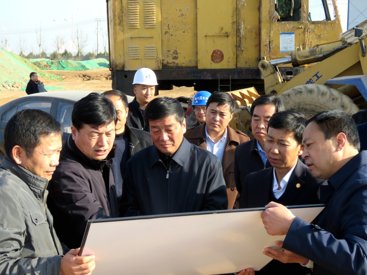 銅川市市長楊長亞一(one)行莅臨陝建（銅川）新型材料工業園檢查指導工作(do)